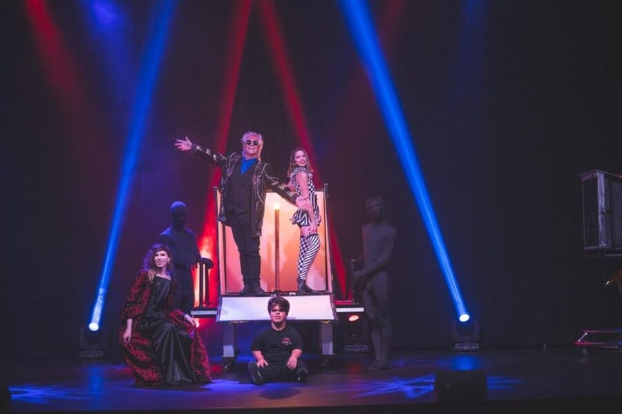 Hot Springs: The Maxwell Blade Theatre of Magic - Who will enjoy this most