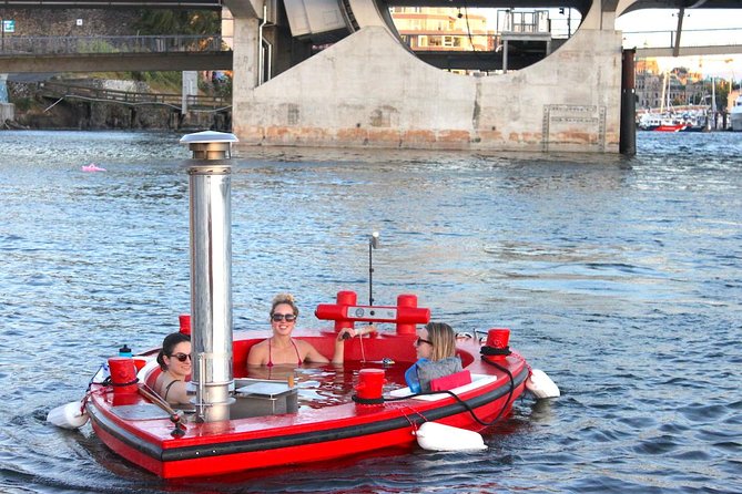 Hot Tub Boat Ride Around Victoria - Key points to know before you book