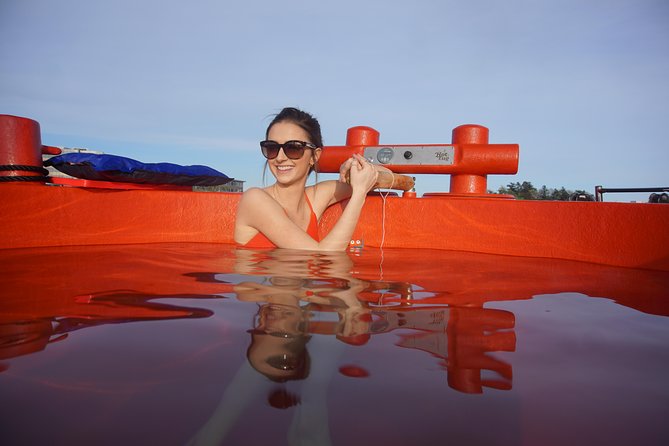 Hot Tub Boat Ride Around Victoria - Arriving at 100 Swift Street