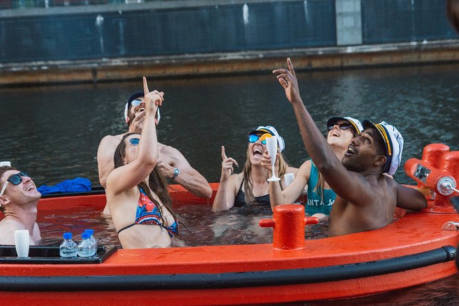 Hot Tub Boat Tour in London - London's most unique tour - Why this odd little boat trip works