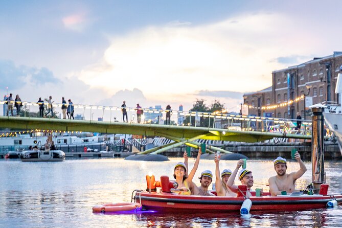 Hot Tub Boat Tour in London - London's most unique tour - Getting to Skuna Boats at West India Quay