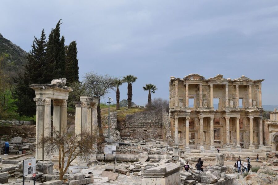 Istanbul: 8-Day Cappadocia, Ephesus, Konya, Pamukkale Tour - Guides, groups, and the human side of the trip