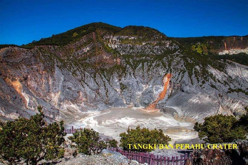 Jakarta: Volcano or Suspension Bridge,Ricefield & Hot Spring - Tangkuban Perahu and the Sangkuriang legend