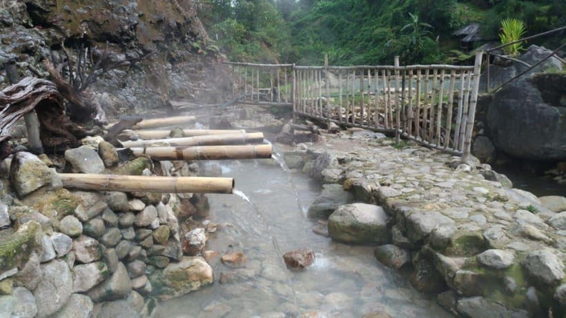 Jakarta: Volcano, Suspension Bridge, and Hot Spring Tour - Rengganis Ciwidey: Bridge, Hills, and Open Views