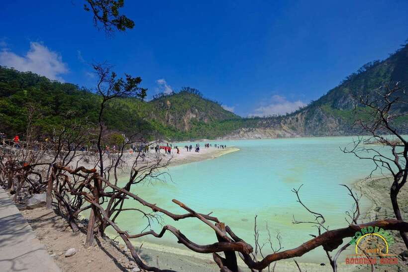 Jakarta: Volcano, Suspension Bridge, and Hot Spring Tour - A Small Group Changes the Day