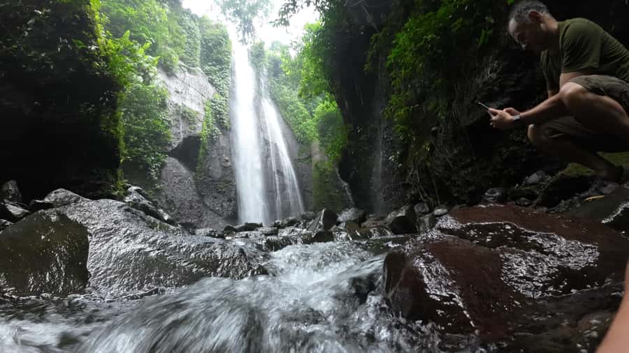 Jakarta: Waterfalls, Volcano, White Crater, Tea, Hot Spring - Tangkuban Perahu brings an active volcano into the picture