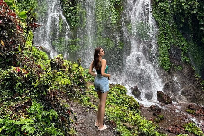 Jeep Mount Batur and Hot Springs with instagram fotos - Black lava formations after sunrise