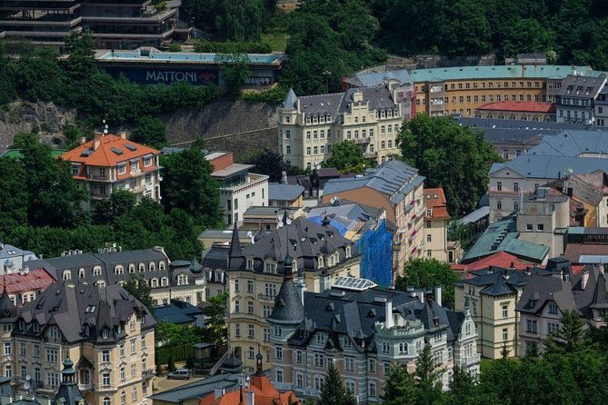 Karlovy Vary - The town of spas, mineral springs and relaxation - A realistic look at the nine-hour schedule