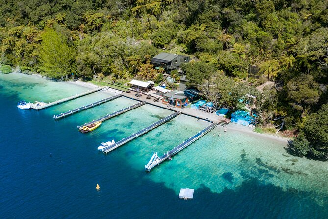 Katoa Jet Boat & Lake Rotoiti Hot Pools - Starting beside Lake Rotorua at 1 pm