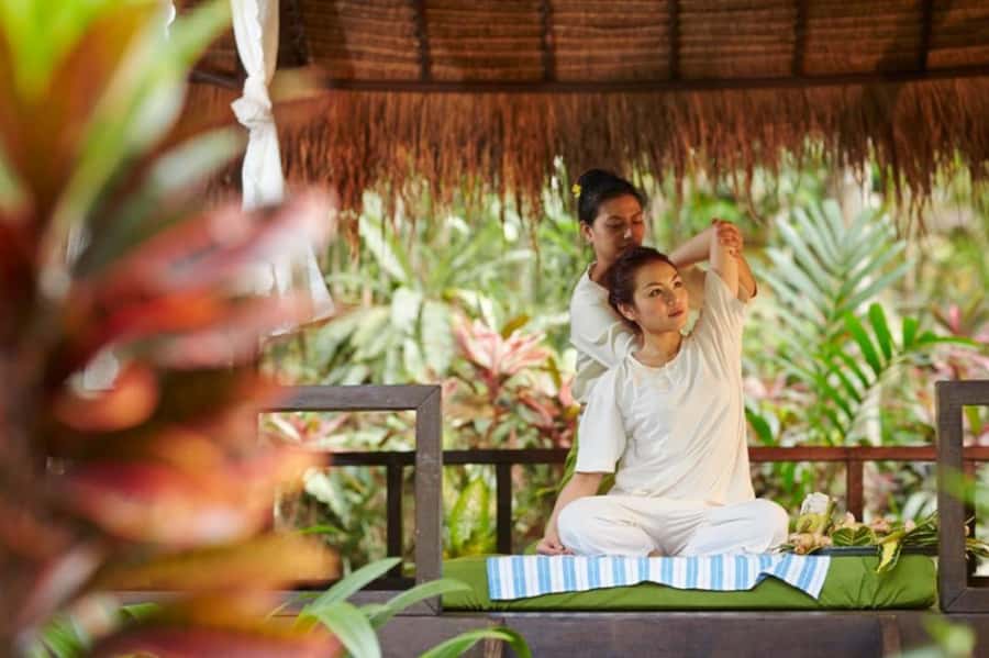 Krabi: Private Full-Day Hot Spring Spa Package - The 60-minute Thai massage