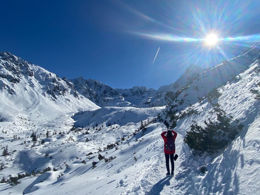 Krakow: Hiking Adventure in Tatra Mountains & Thermal Baths - The lake views and the reality of a popular route