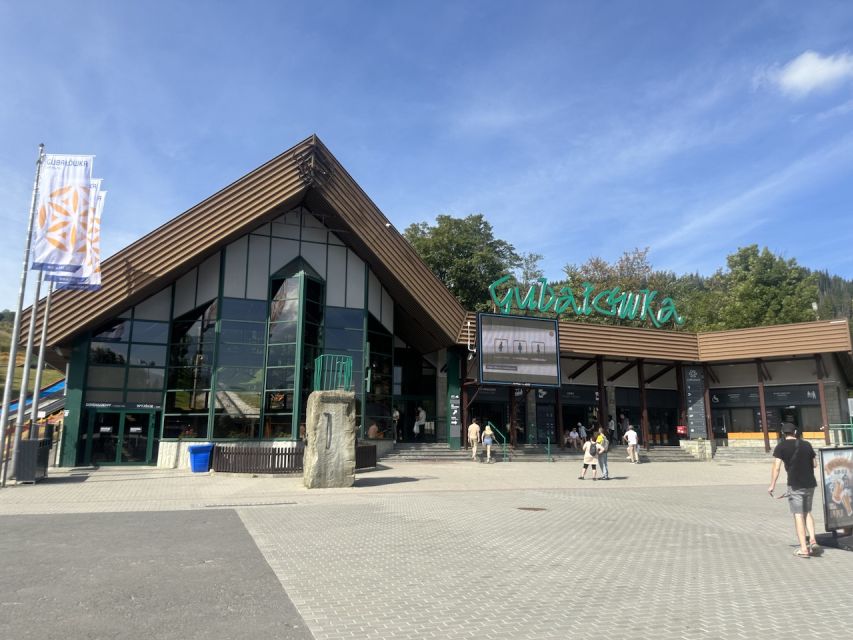 Krakow: Zakopane and Chochołowskie Bath Full Day Trip - Oscypek, cranberry jam, and a small vodka tasting