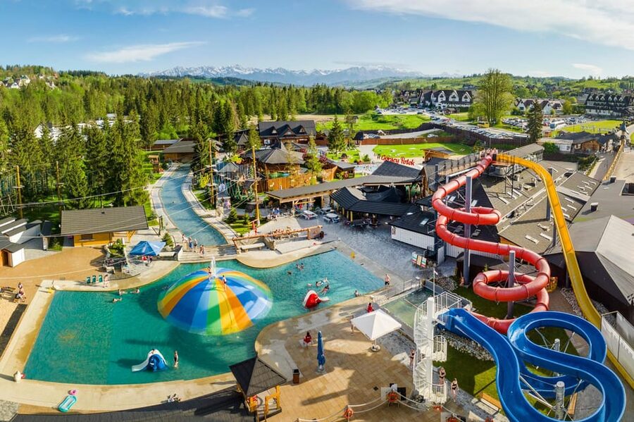 Krakow: Zakopane Cable Car, Vodka, Cheese & Hot Springs Tour - Oscypek, grilled cheese, and local vodka