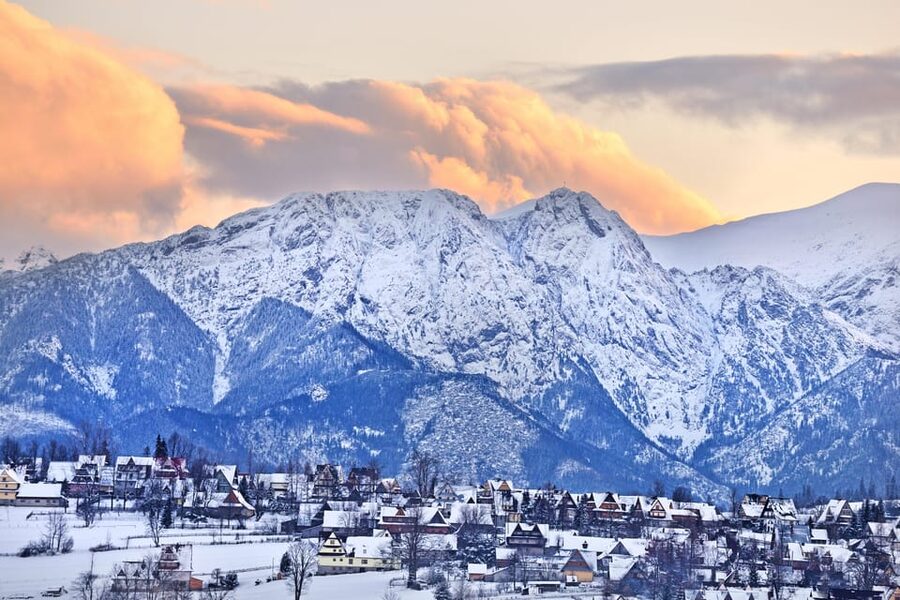 Krakow: Zakopane Snowmobiles + Bonfire & Chocholow Baths - Snowmobiles or quads in the Tatra foothills