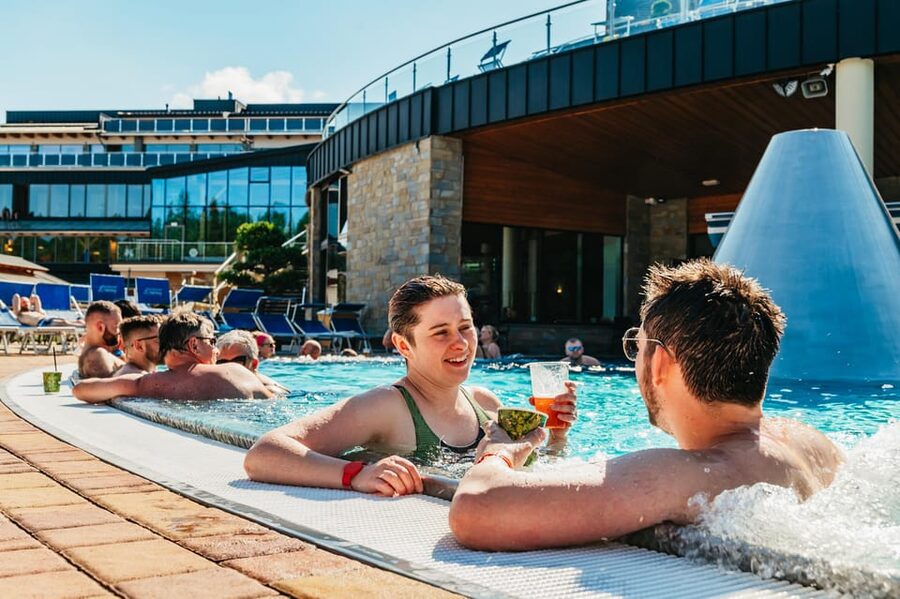 Krakow: Zakopane, Tatra Mountains, Cable Car & Thermal Baths - Who should book this experience?