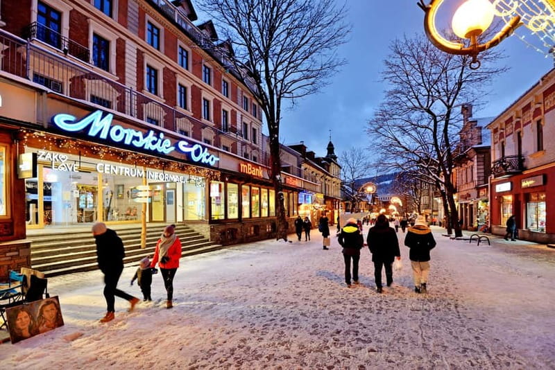Krakow: Zakopane Trip with Thermal Pools & Hotel Pick-up - How the transport and timing affect the day
