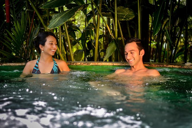 La Fortuna: Mineral Hot Springs Full Day Ticket - Choosing the right time for a quieter soak