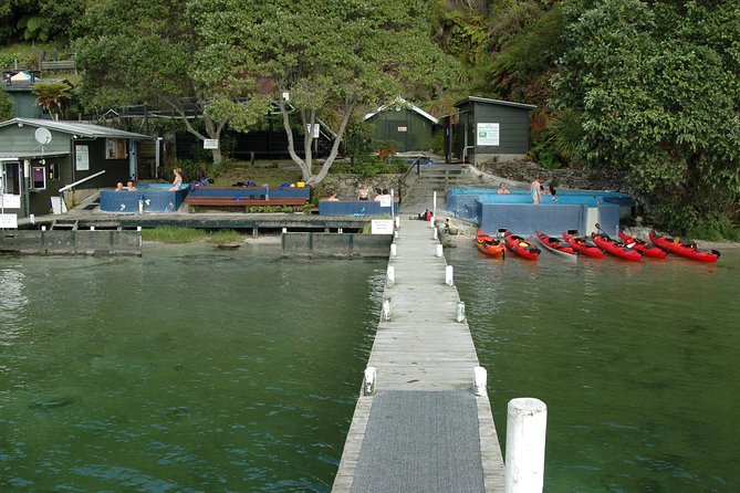 Lake Rotoiti Guided Hot Pools Kayak Trip - Key points at a glance