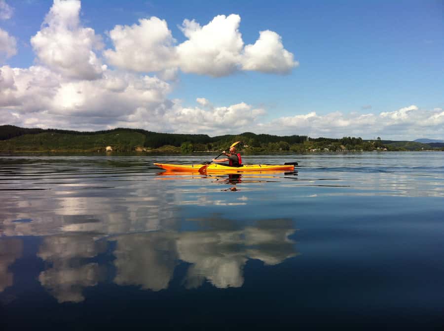 Lake Rotoiti & Hot Pools Guided Kayak - Key points to know