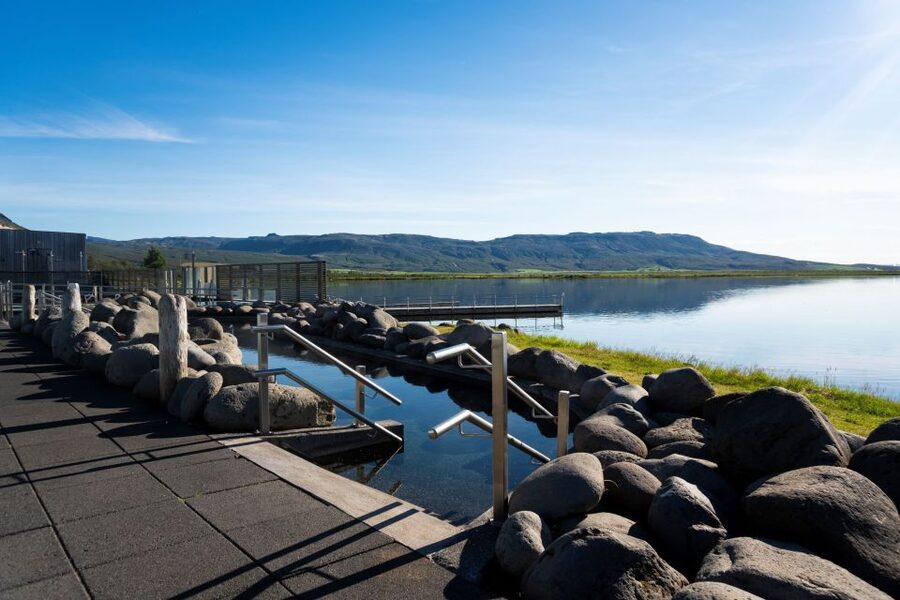Laugarvatn: Laugarvatn Fontana Geothermal Baths Entry Ticket - Steam rooms above bubbling geothermal heat