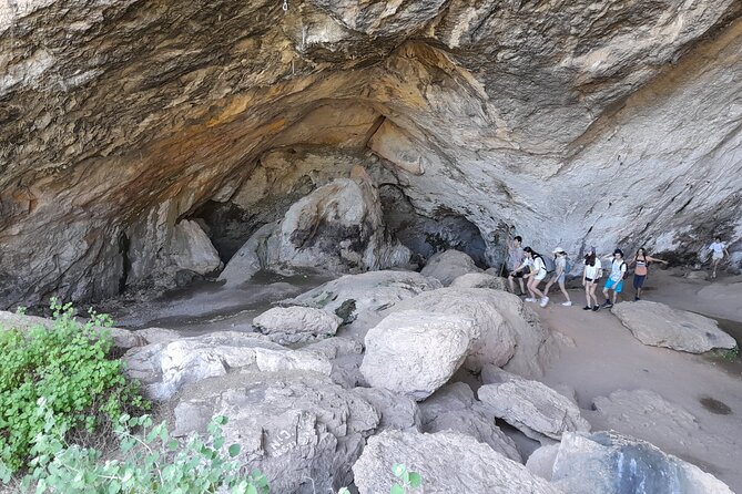 Montanejos: Do an Epic Hike and Swim in Thermal Waters - Panoramic views above the riverbed