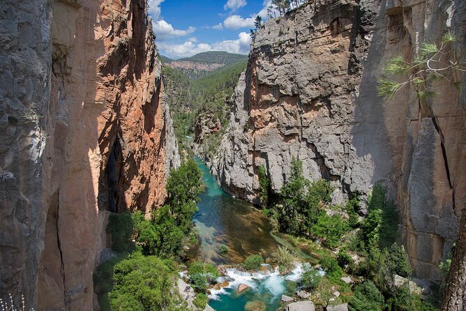 Montanejos Hiking Tour & Thermal Pools from Valencia - Why the guide can shape the whole day