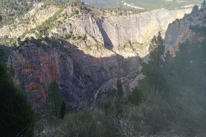 Montenejos Thermal Springs and Hike - Coffee in Montanejos before the trail