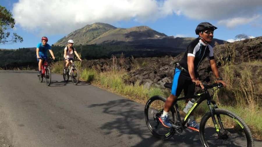 Mount Batur: Black Lava Cycling Tour w/ Natural Hot Spring - Key points before you book