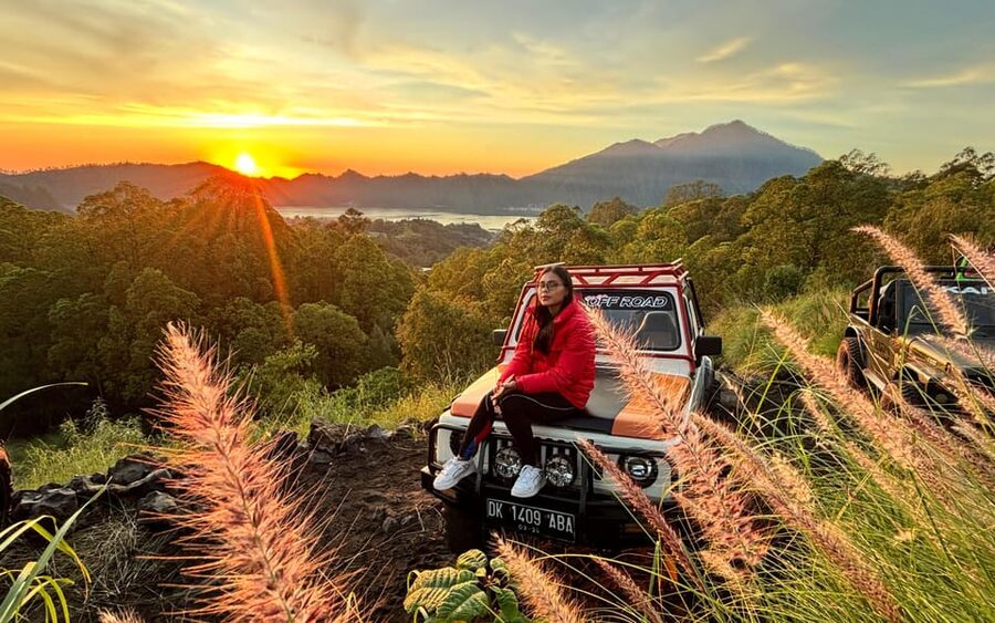 Mount Batur: Jeep Sunrise Adventure and Hot Spring - Practical packing for a smoother morning