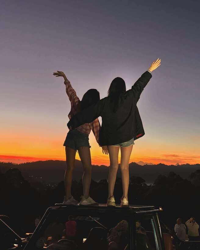 Mount batur jeep sunrise / sunset and hot spring - Sunrise over Lake Batur