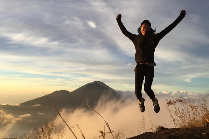 Mount Batur Sunrise Hike and Natural Hot Spring Option - Breakfast and hot drinks on the mountain