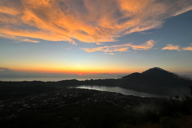 Mount Batur Sunrise Hike And Natural Hot Spring - Lake Batur and the Kintamani highlands