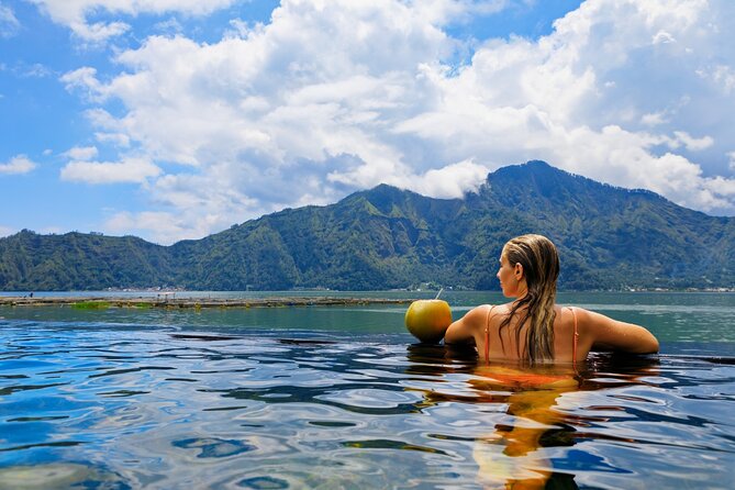 Mount Batur Sunrise Jeep Tour with Hot Springs and Waterfall - The pre-dawn drive to Mount Batur