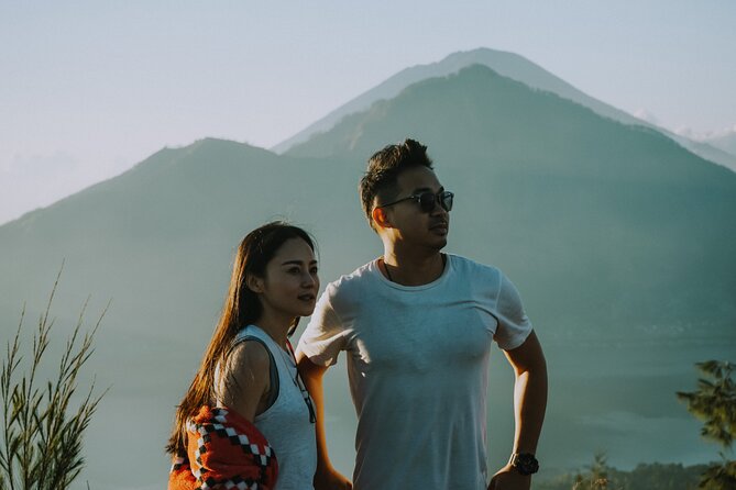 Mount Batur Trekking & Hot Spring in Kintamani - Waiting for first light at the summit