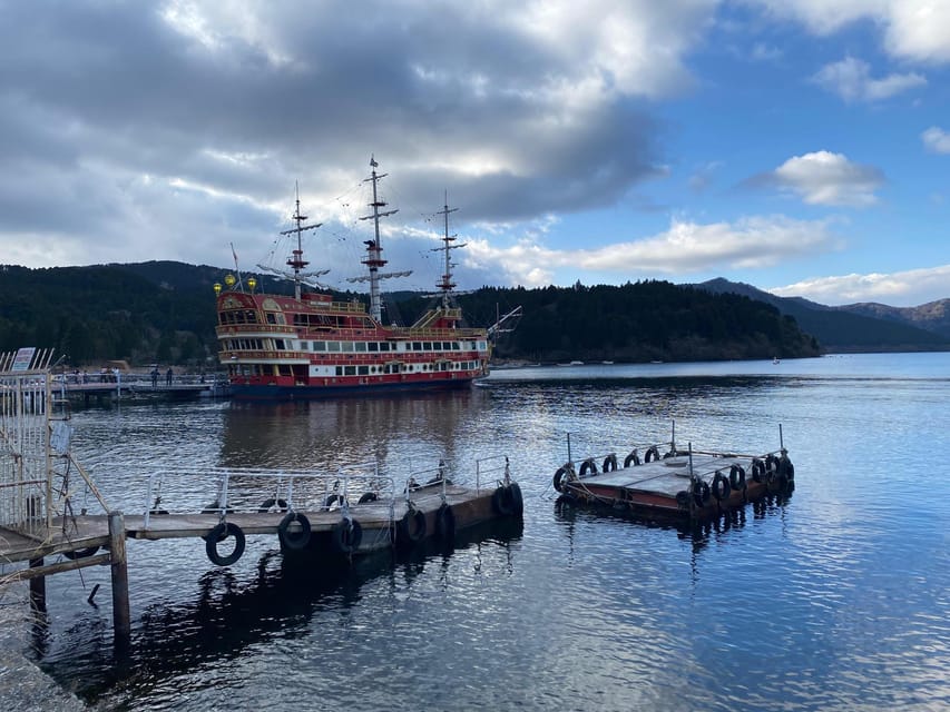 Mount Fuji - Hakone & Onsen Full Day Private Tour - Lake Ashi by pirate-style boat