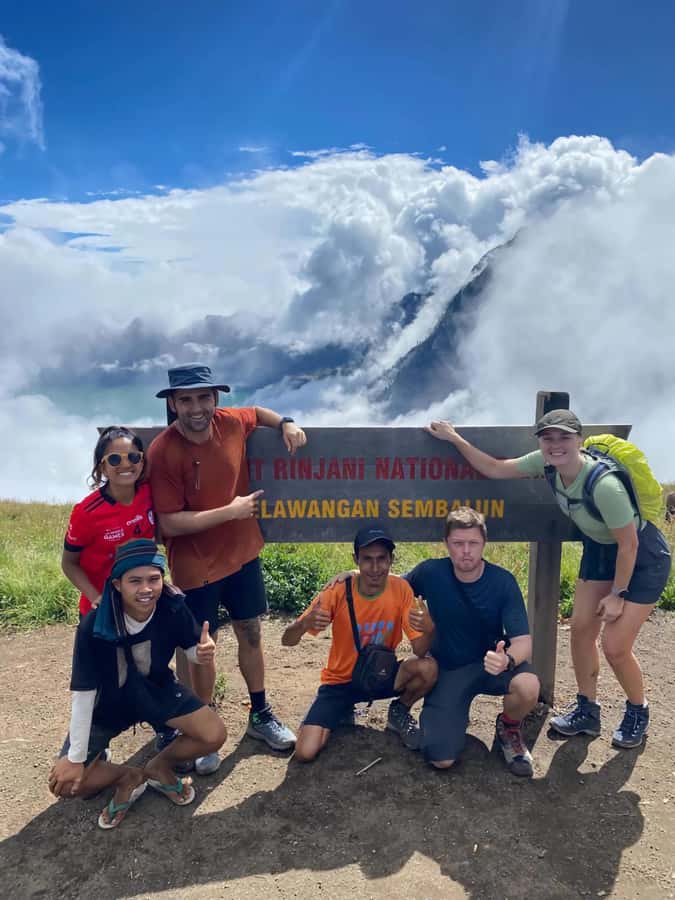mount rinjani 3D/2N summit,lake.hot spring and crater rim - Day one: Sembalun’s grasslands to the 2,639-meter rim
