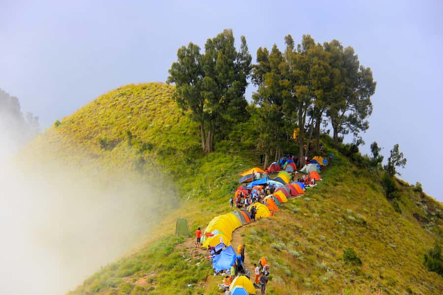 Mount Rinjani: 3D/2N Trekking to Summit, Lake and Hot Spring - Day two, Segara Anak Lake and the hot springs