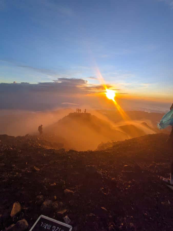 Mount Rinjani: 3D/2N Trekking to Summit, Lake and Hot Spring - Should you book Mount Rinjani 3D/2N?