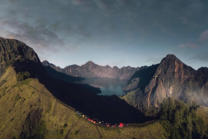 Mount Rinjani 3D2N Private Trek – Summit, Crater Rim & Hot Spring - The guide and porter setup