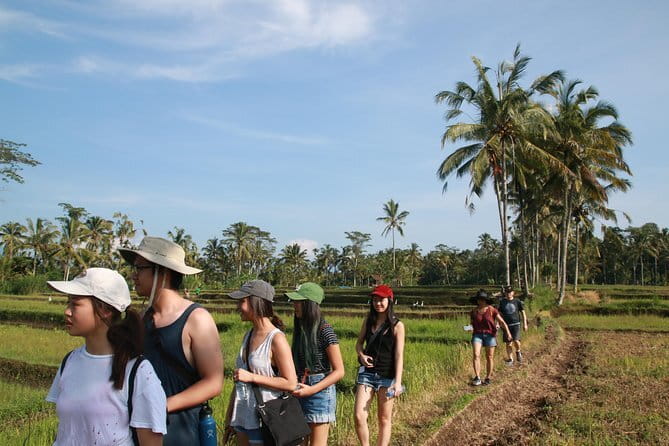 Mt Batur Sunrise Jeep & Natural Hot Spring Tour - The guides and the human side of the day