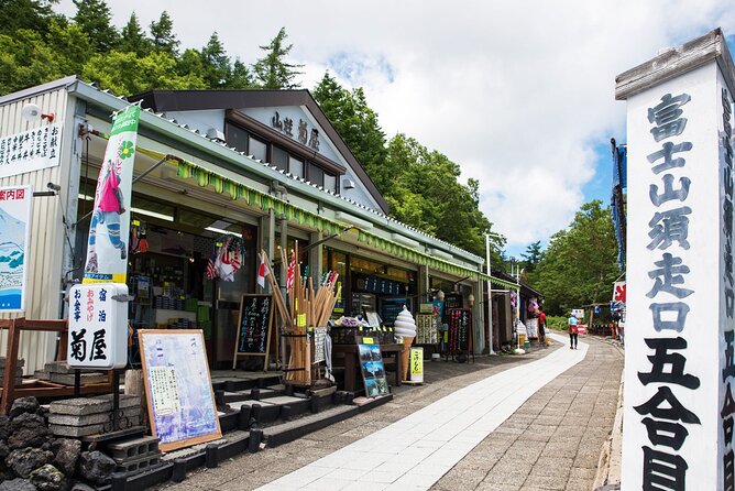 Mt. Fuji 5th, Oshino Hakkai, Onsen Full-Day Trip From Tokyo - Traffic, Weather, and the Return to Tokyo