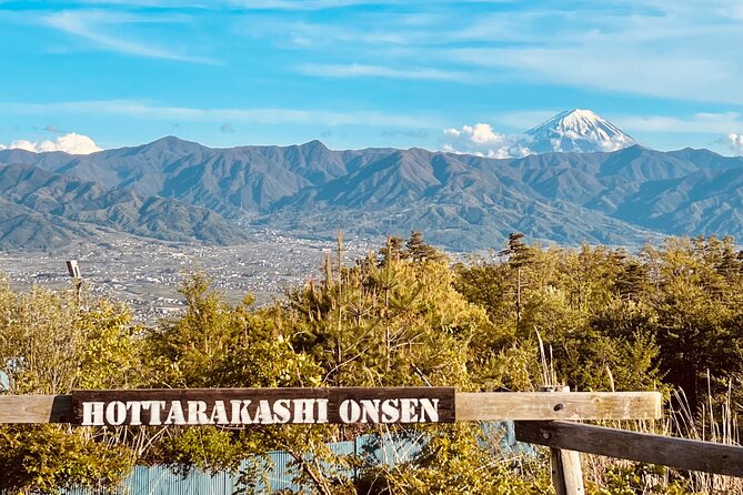 Mt FUJI - Panoramic Tour w/ Hoto Lunch, JP Sake & Onsen tatto OK! - Hottarakashi Onsen with a wide view