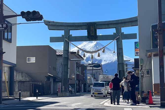 Mt FUJI - Panoramic Tour w/ Hoto Lunch, JP Sake & Onsen tatto OK! - Local bread and a Japanese sake tasting