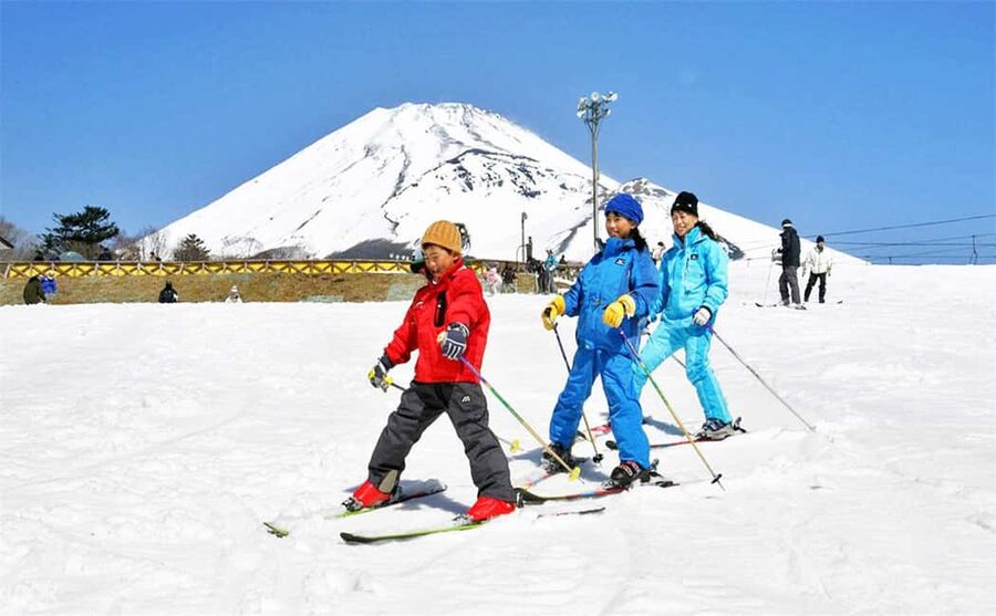 Mt. Fuji Skiing Experience- YETI Ski Resort & Onsen Day Trip - What the $90 price really buys you