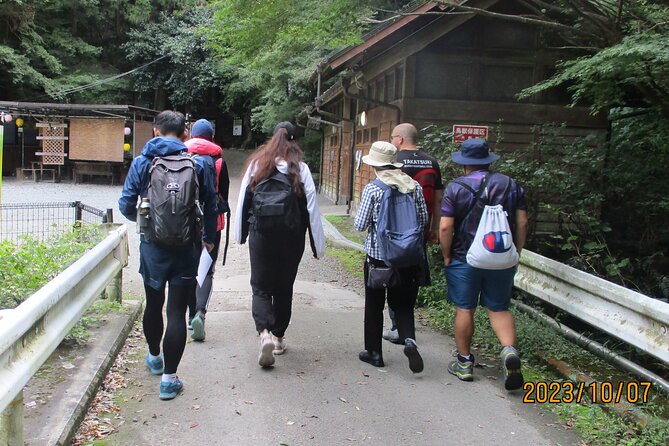 Mt. Inunaki Trekking and Hot Springs in Izumisano, Osaka - Why Mt. Inunaki works so well in autumn