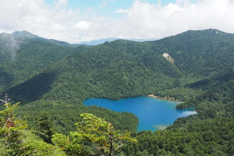 Nagano UNESCO Park: Emerald Acid Lake & Ghibli Onsen Town - Why the Private Car Matters at $190