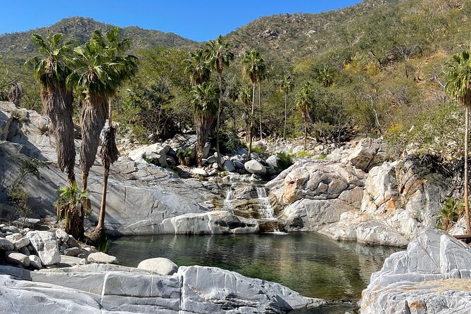 Natural Hot Springs Experience - Choosing your route at the river