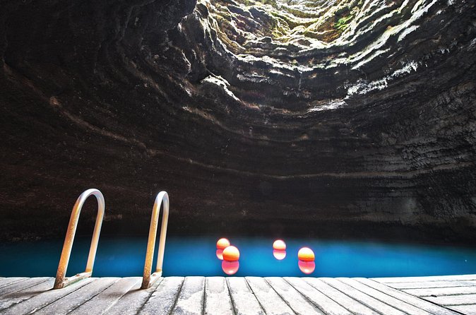 Natural Indoor Hot Spring and Spa Utah Crater Soak & Swim - The ride from Park City to Midway