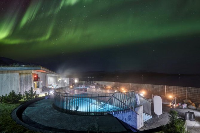 Northern Lights & Geothermal Baths Adventure - What the ride from Reykjavik is like