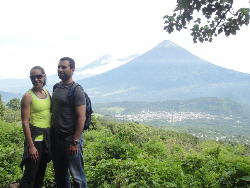 Pacaya Volcano Tour and Hot Springs with Lunch - What the small-group guide adds